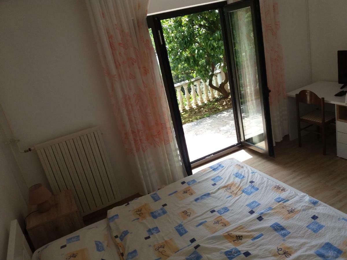 Golemac Apartment *